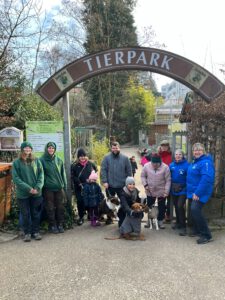 Mehr über den Artikel erfahren Welpen im Tierpark